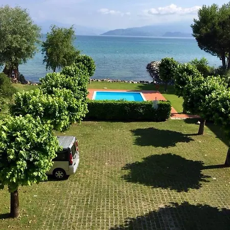 Apartment Lugana 12 *